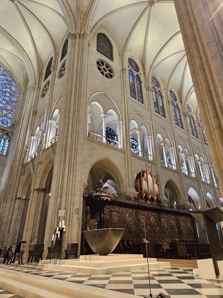 Cathédrale Notre Dame - Autel